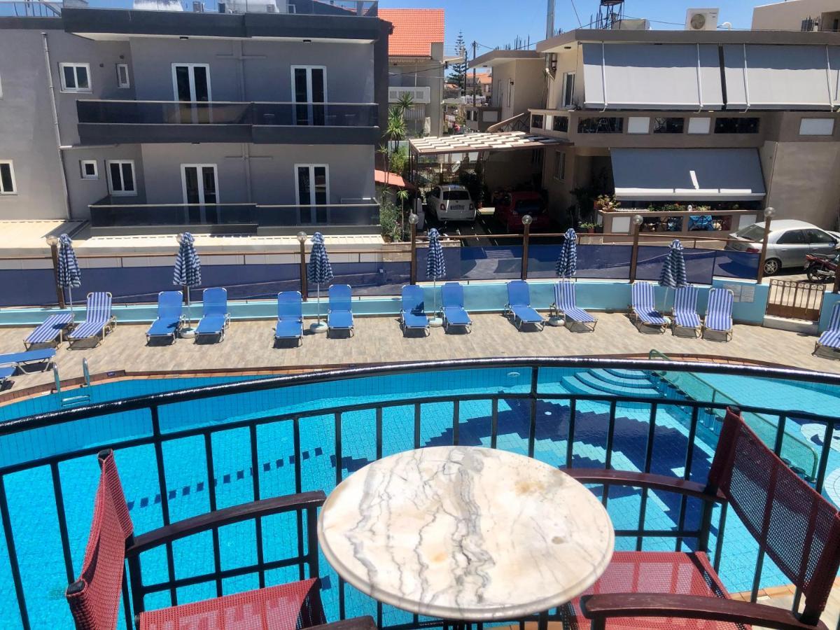 Epis Hotel Agia Marina Eksteriør billede