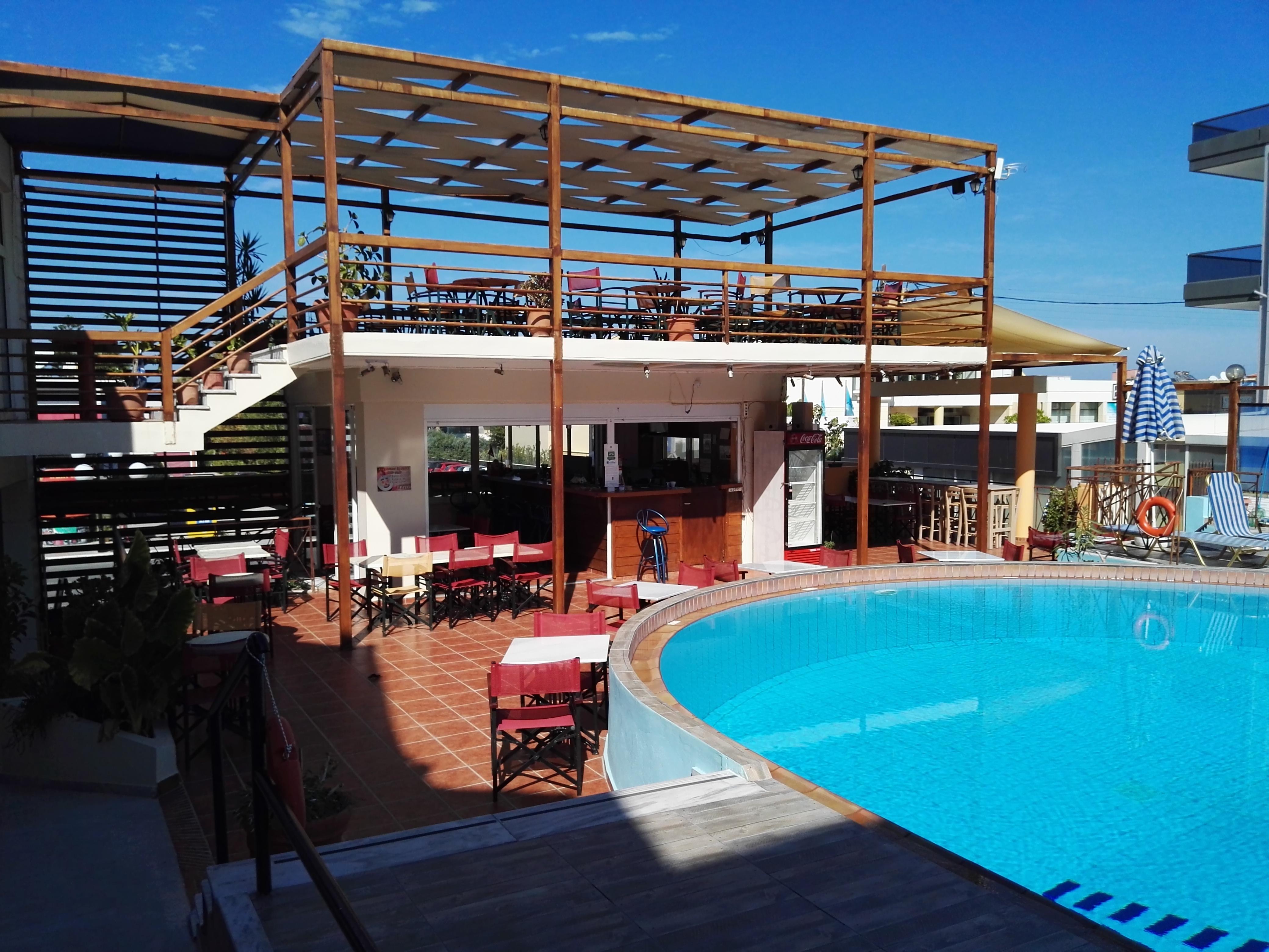 Epis Hotel Agia Marina Eksteriør billede