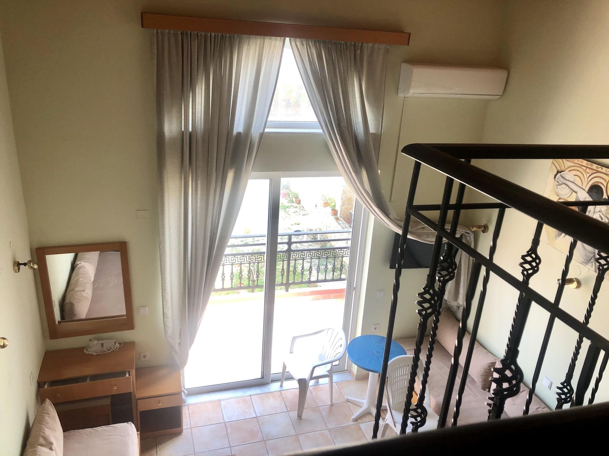 Epis Hotel Agia Marina Eksteriør billede